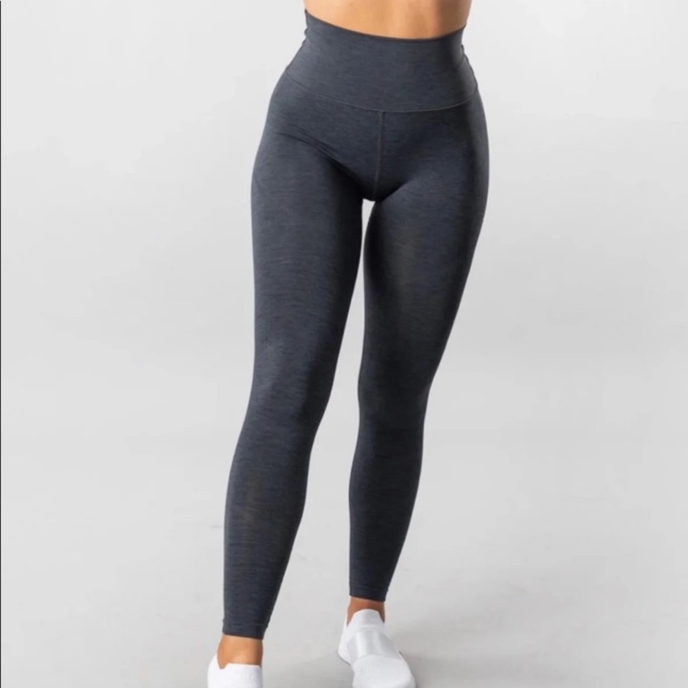 Alphalete Revival Leggings